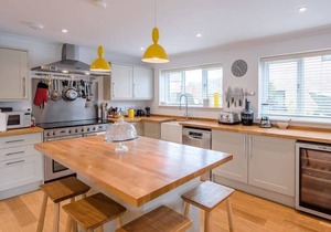 Honey Bee House, Orford