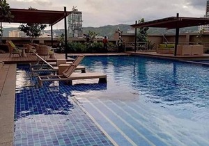 Horizon 101 A8 5mins walk Robinson Mall and Bar