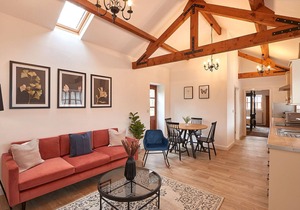Host & Stay | Guillemot Cottage @ The Grange