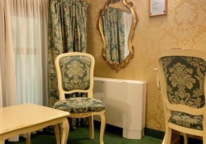 Hotel Becher