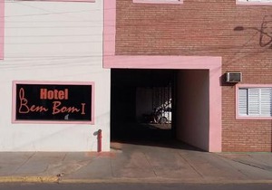 Hotel bem bom