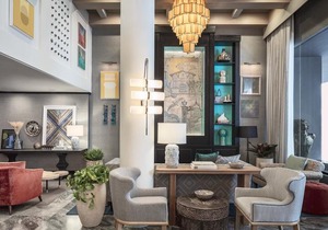 Hotel Triton