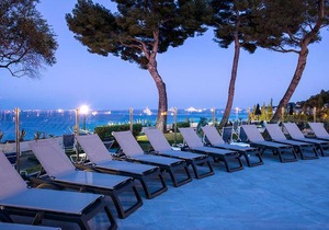 Hotel Vacances Bleues Delcloy