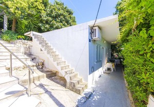 House ∙ 1 bedroom ∙ 5 guests