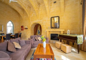 House ∙ 2 bedrooms ∙ 5 guests