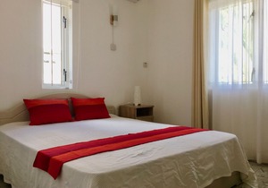 House Seaside & Pool - Flic en Flac (B)
