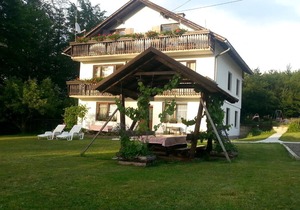 House Tomljanovic
