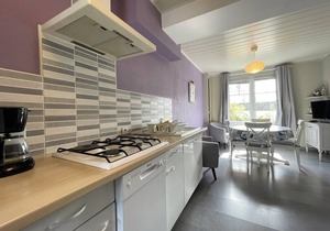 House with enclosed garden 700m from the center of PERROS GUIREC