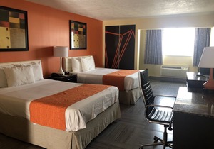 Howard Johnson by Wyndham North Bergen