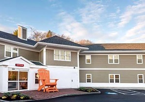 Howard Johnson by Wyndham Quincy/ Boston