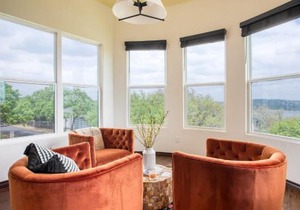 Hudson by AvantStay Magnificent Home w Beautiful Views Multiple Living Areas Pool Games