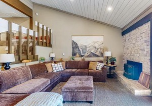 Huntington Lake Condo #102