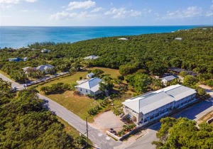 Hut Pointe #5 By Eleuthera Vacation Rentals
