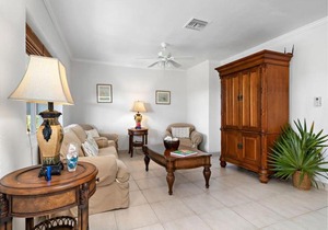 Hut Pointe #6 By Eleuthera Vacation Rentals