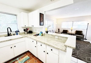 IDEAL LOCATION ! directly across st from the beach