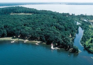 Ideal Location on Level, Sandy Shore on Beautiful Gull Lake in Brainerd Lakes