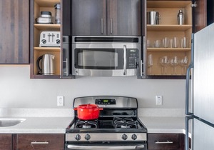 Ideal Mountain View 1BR w/Pool, Gym, Spa, near Apple, by Blueground