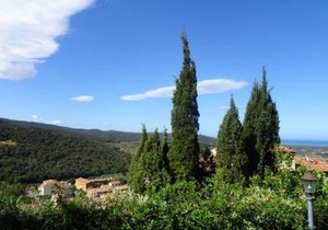 Incantevole appartamento con giardino vista mare