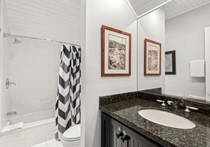 Independence Square Unit 303, Corner Studio with Premier Finishes, Downtown Location