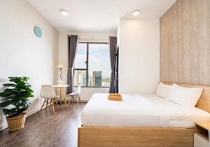 Infinity Pool Signature - Saigon Rivergate