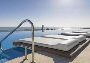 Infinity View Penthouse Apartment