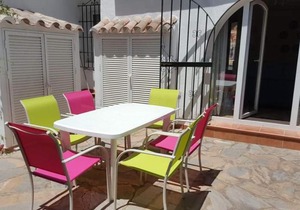 Inviting 3-Bed House in Marina de Casares