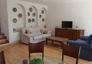 Inviting 3-Bed House in Marina de Casares