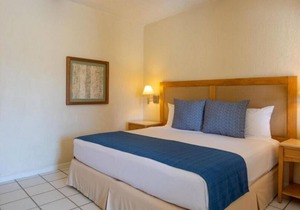 Inviting Studio Ideal for Couples in Park Royal Los Cabos