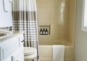 Island Motel Room w/Queen Bed