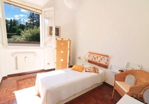 Ispra Villa Sleeps 5 Pool