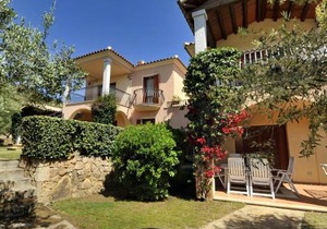 ISS Travel, L'Uddastru Panoramic Apartments - with private outdoor terrace