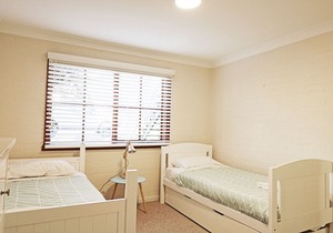 Jodi's Beach Retreat - Pet Friendly (2 bedroom apartment) 5+ nights