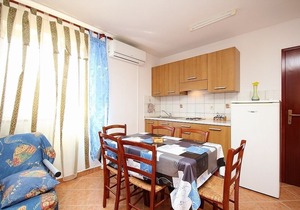 Just 700 meters to beach with WiFi and BBQ