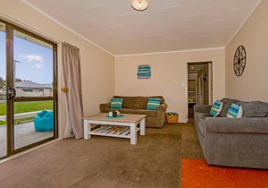 Just Beachy - Whangamata Holiday Home