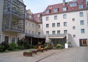 King-size bed business comfort room - Best Western soibelmanns Wittenberg