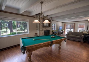 Kiowa Lake House by Lake Tahoe Accommodations