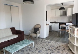 "La Clé dès Champs"-Meublé de Tourisme 3 étoiles -Résidence "Les Logis de Béziers"-Garage optionnel-Cœur de ville-Plages à 16km !