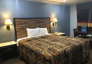 La Mirage Inn LAX Airport