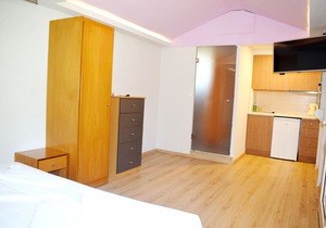 LA PALMA APARTMENTS 4,a beachfront paradise!