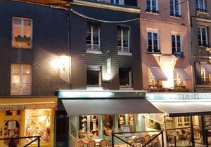 La Petite Parenthèse