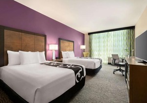 La Quinta Inn & Suites by Wyndham Burlington