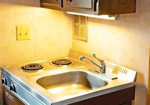 Lake Fanny Hooe Resort - 2 bed with Balcony by RedAwning