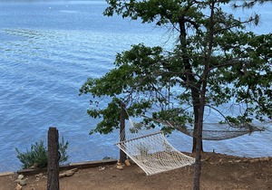 Lakefront #1 Cabin on Acre, Kayaks, Paddle Boards - Shasta Lakeshore Retreat #4