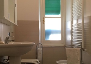 Large apartment in Zoagli. Apartment in Zoagli, 3 bedrooms and parking