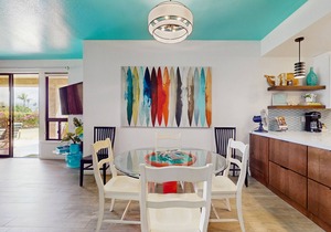 Large ground-floor condo with a pool, hot tub, fitness room, & tennis