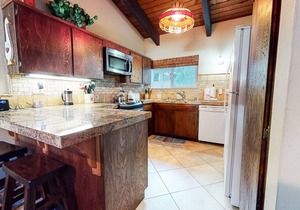 Large Home with Balcony, Near The Village! Family Friendly Complex Amenities