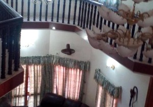 Large villa in kottayam town with 6 bedrooms