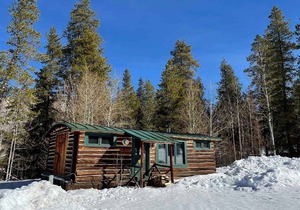 Larkspur Cabin - Beyul Retreat