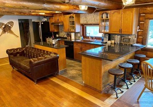 Lazy Bear Retreat at Talkeetna Lodge