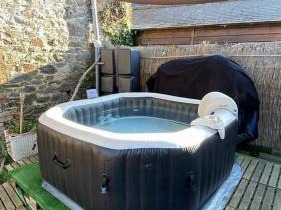 LE COCON de MATIGNON Gîte 4 étoiles 5 kms mer